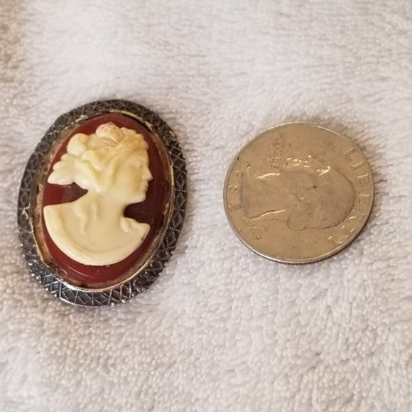 Antique 1920's Sterling Silver Cameo Pin Brooch - Picture 9 of 9